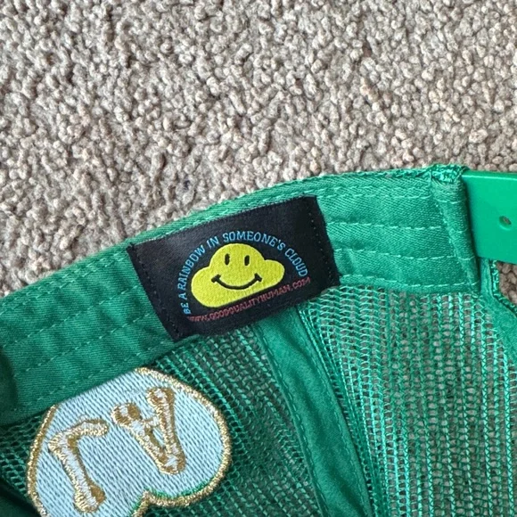 Mi Green Cap with White and Yellow Embroidery - Picture 4 of 4